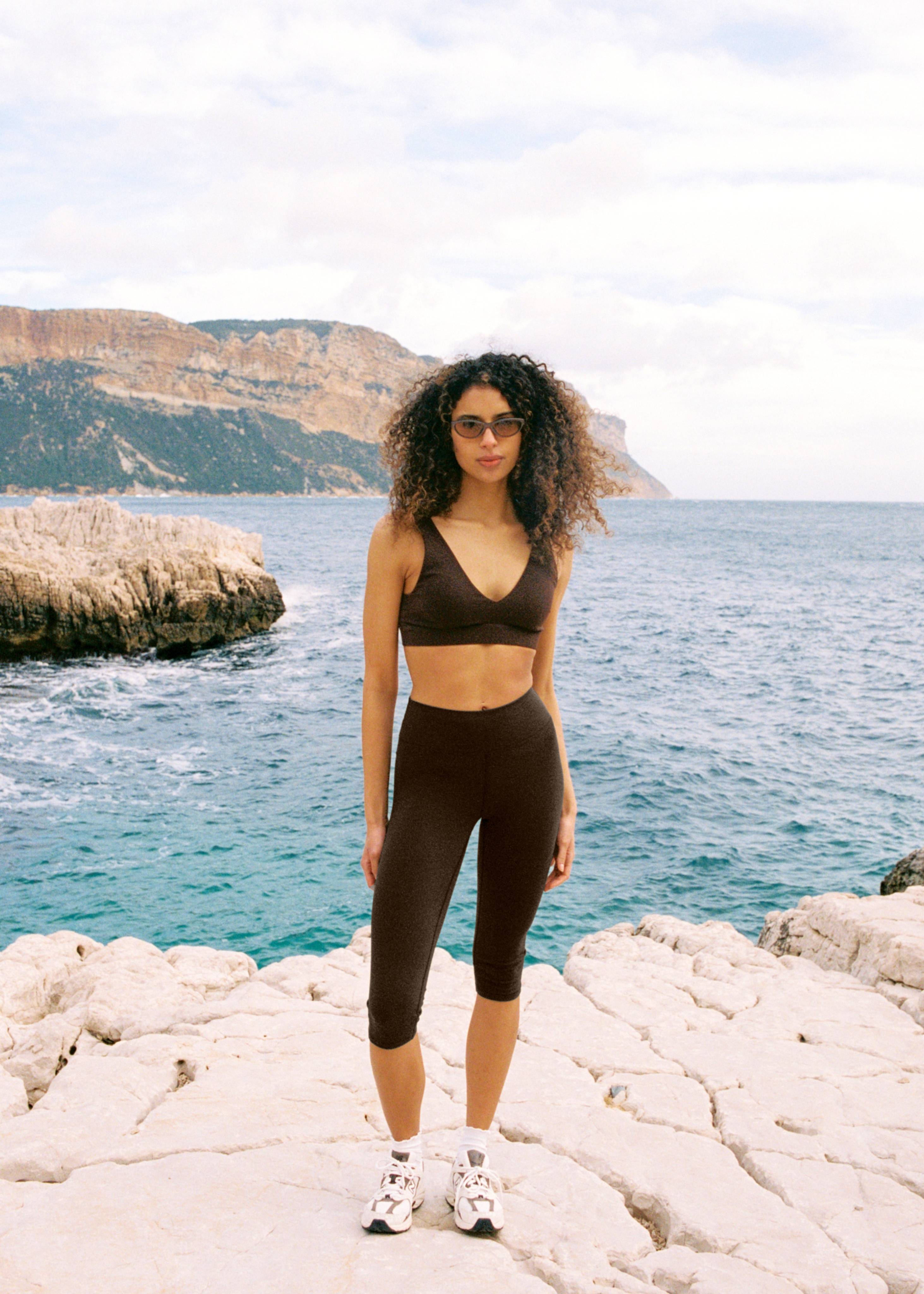 Cloudform® V-Shape Sports Bra - Espresso